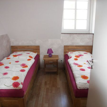 Schlafzimmer mit 2 Einzelbetten